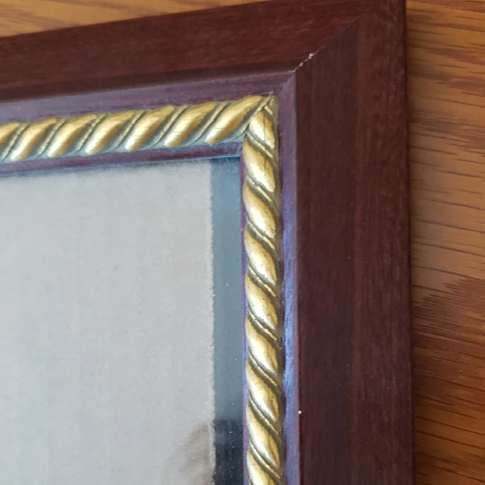 Vtg (2) Brown & Brown/Gold Picture Frame Set - Holds 4x6 Photos